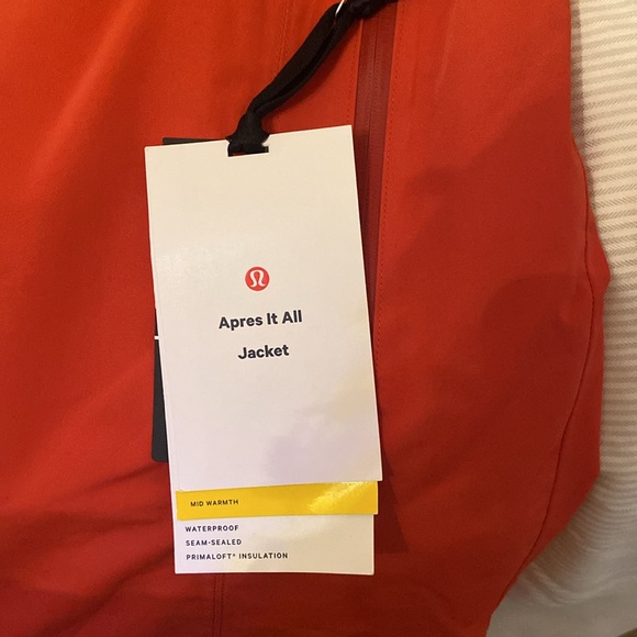 Lululemon Apres It All Jacket - Picture 9 of 15